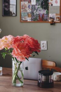 How to Create a Relaxing Home Workspace